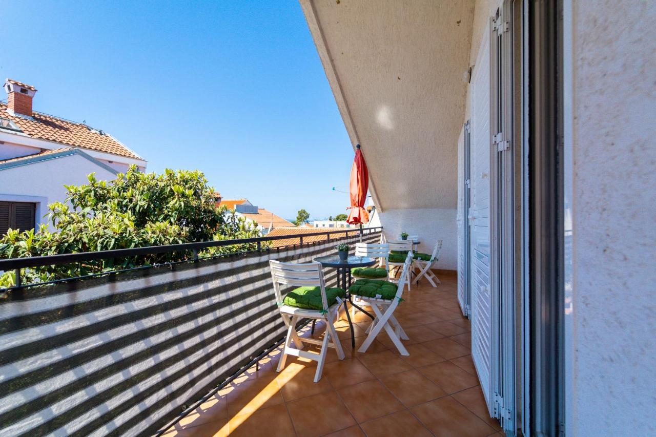 Apartment Nada Petrcane Exterior photo